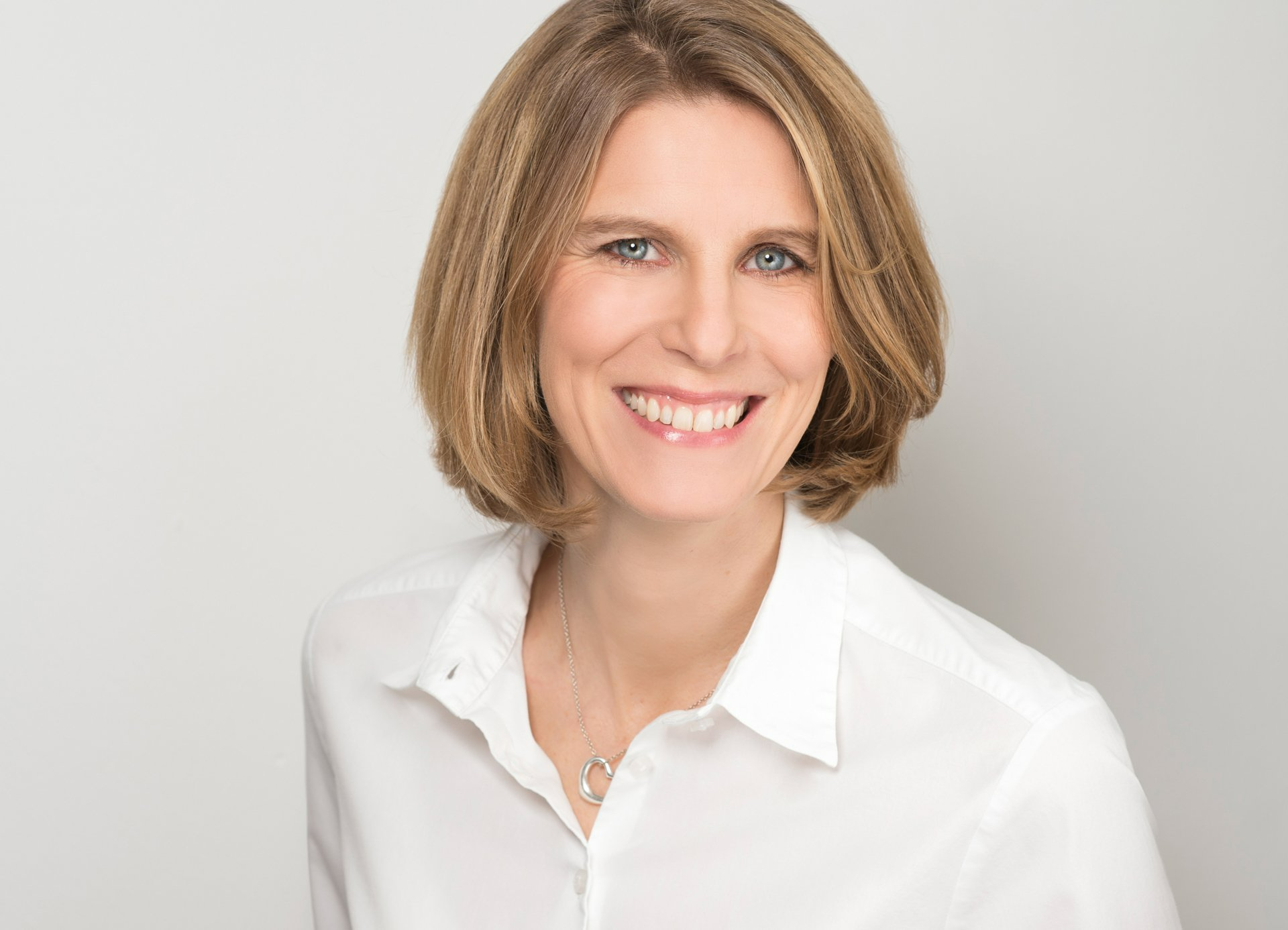 Dr. med. vet. Nicola J. Schröer